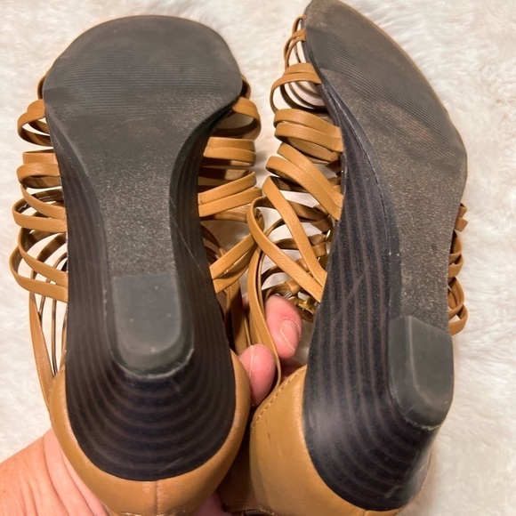 Just Fab Callista womens sandals size 7 - Picture 3 of 6